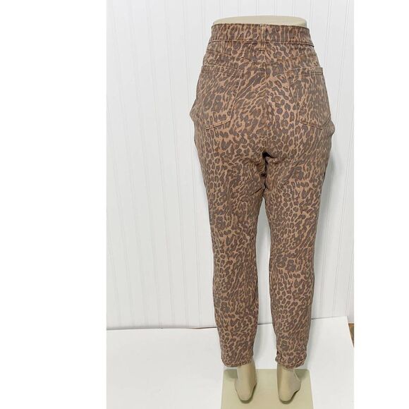 Style & Co Wild Puma Skinny Jeans Curvy Mid Rise Tummy Control Animal Print 6 - Picture 15 of 15